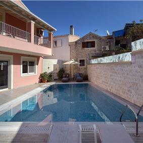 7 bedroom seaside villa with pool, Kassiopi, sleeps 13